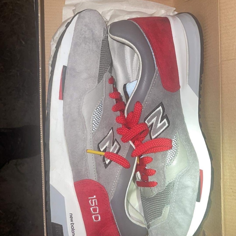 Message me for more details and sizes vary from 9.5 to 11.5 in mens!!!